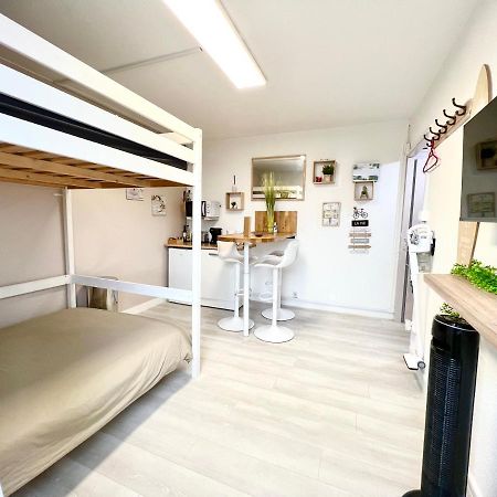 Studio Cosy Bali 1 A 4 Pers Porte Du Futuroscope Шассней-дю-Пуату Екстер'єр фото